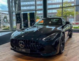 两座跑车(奔驰两座跑车)