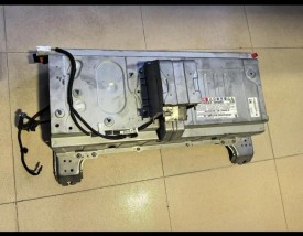 雷克萨斯混合动力suv／雷克萨斯混合动力电池坏了还能开吗？