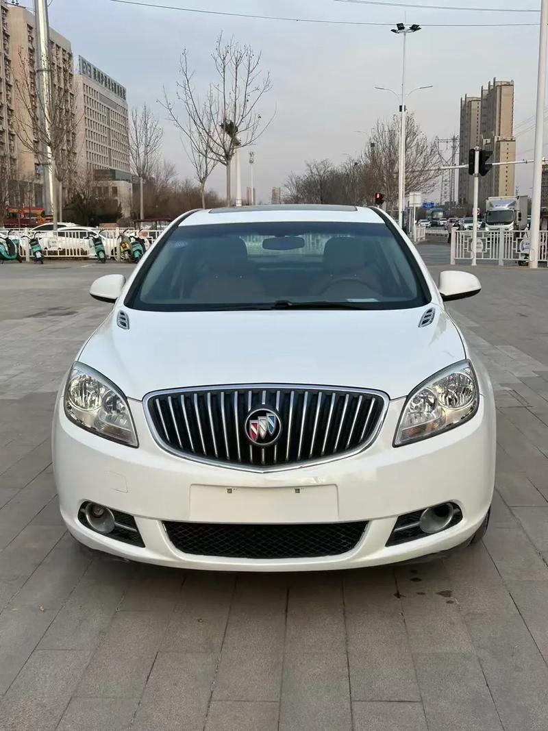 别克英朗图片2012/别克英朗2021款13t图片