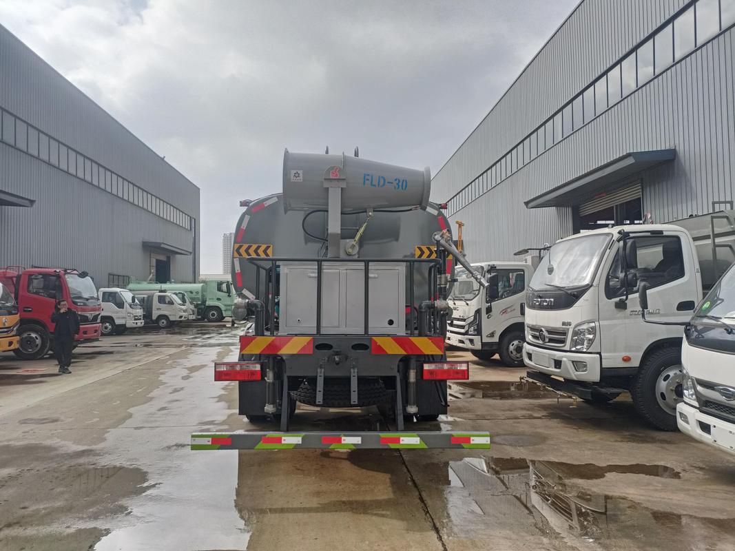 雾炮车价格表2023,雾炮车多少钱