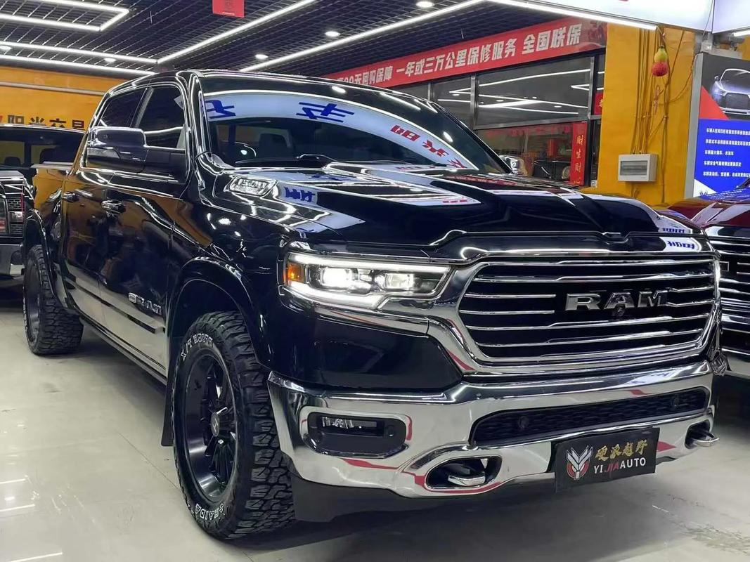 道奇7座商务车/道奇ram商务车