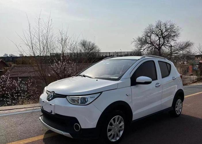 北汽新能源纯电动汽车价格(北汽新能源电动轿车价格)