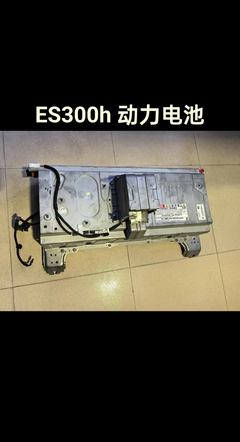 雷克萨斯混合动力suv/雷克萨斯混合动力电池坏了还能开吗?