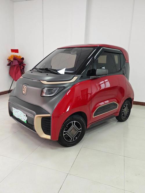 宝骏e200用什么型号轮胎(宝骏e200有几个配置)