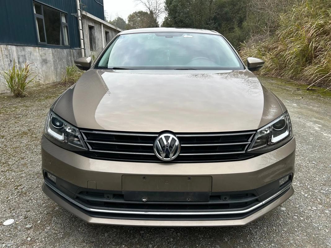 【2015年大众速腾还值多少钱,2015年速腾14t自动豪华二手多少钱】