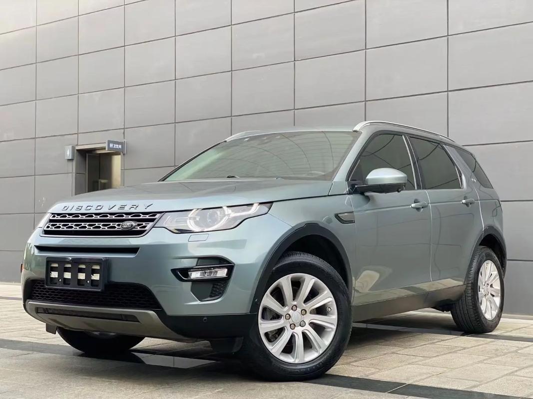 路虎发现神行2021 路虎发现神行2018款240ps se版