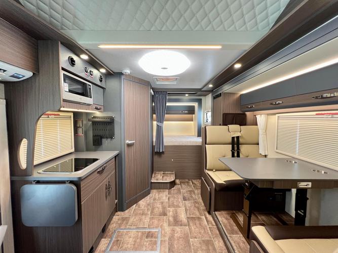 房车内部图片全景图结构图(房车内部设计图)