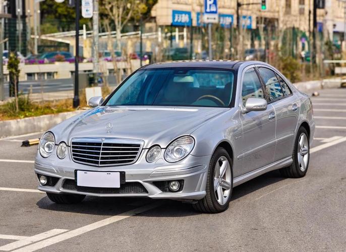 奔驰e500新车报价,奔驰e500价格最新款