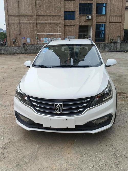 宝骏310w图片 宝骏310w价格多少钱