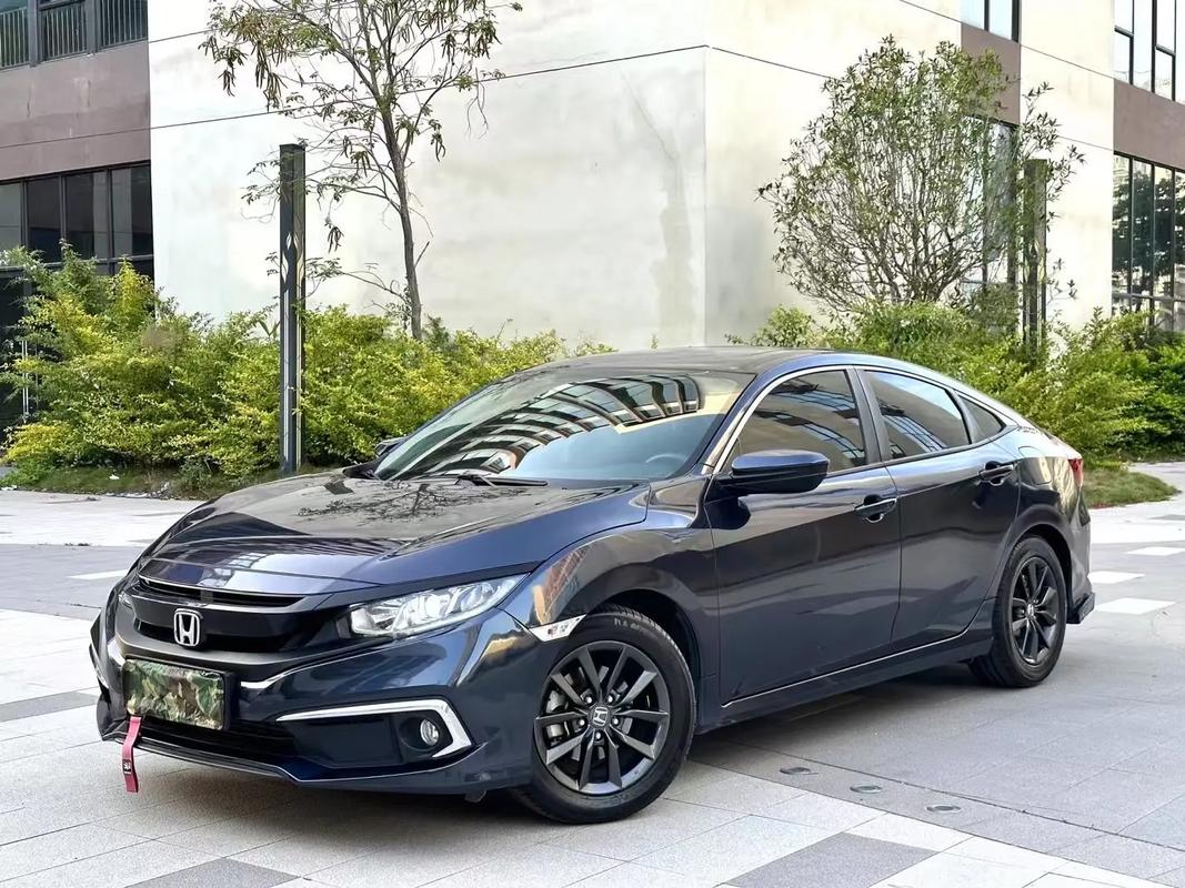 【本田思域2020款落地多少钱,本田思域2020款上路得多少钱】