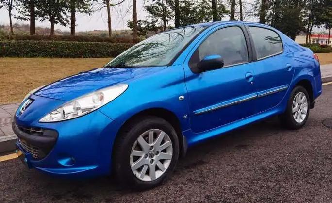 11款标致207三厢怎么样(11款标致207三厢怎么样啊)