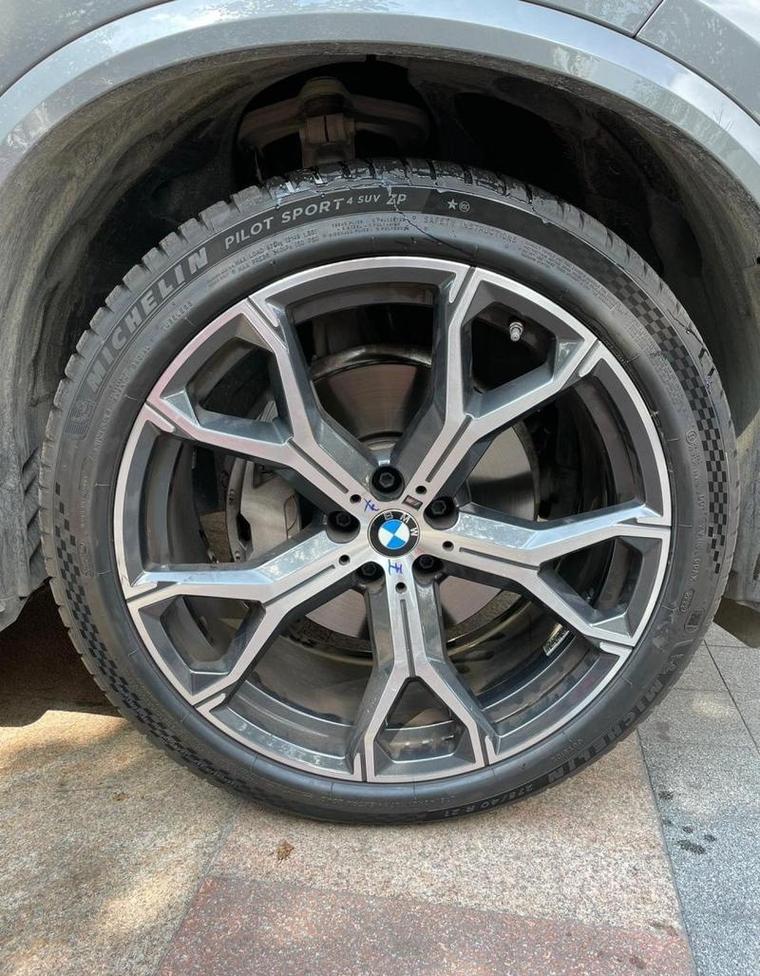 宝马系列的车/宝马系列的车有备胎吗